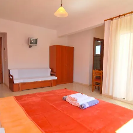 Room In Studio - Hotel Georgia - Furnished Room Near Golden Beach In Thassos Island *