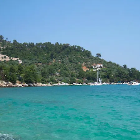 Affittacamere Room In Studio - Hotel Georgia - Furnished Room Near Golden Beach In Thassos Island *